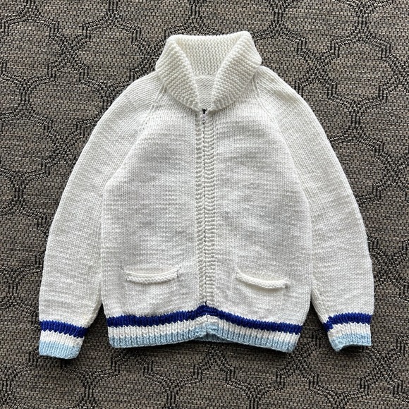 Vintage Blue Jays Cowichan Men's Medium White MLB Acrylic Hand Knit Cardigan - Picture 3 of 11